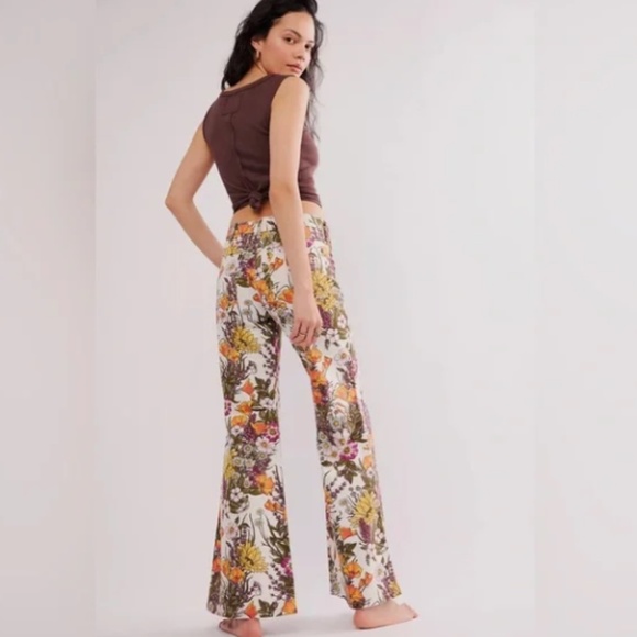 Wrangler Orange and Cream Boot Cut Flare Pants - Picture 4 of 11